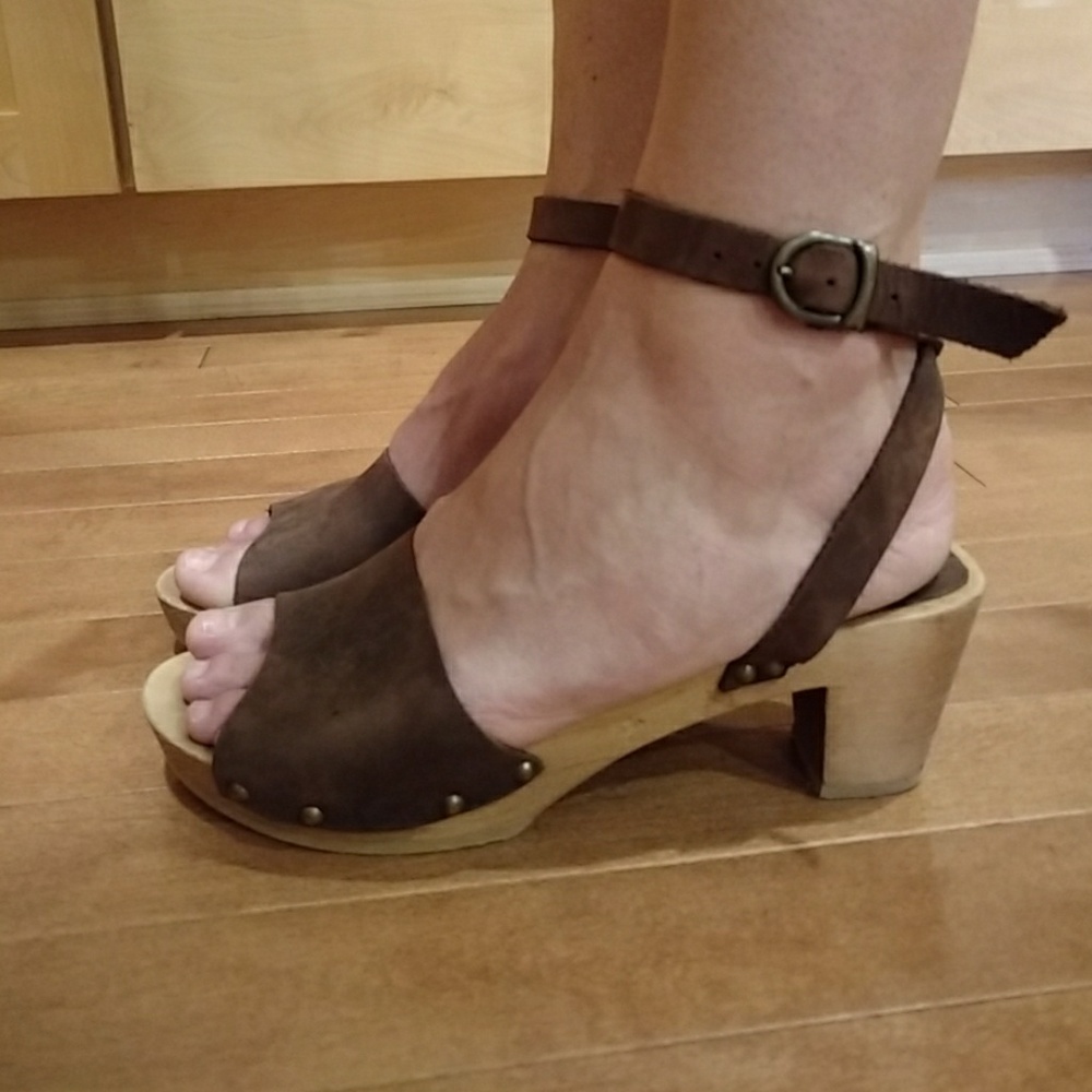 Sanita sandals